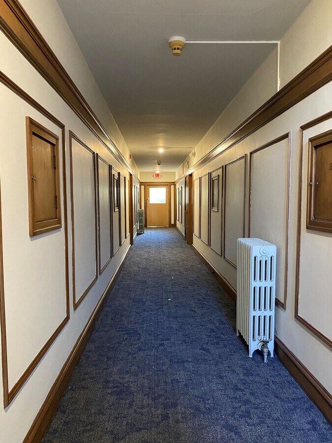 Photo - 2434 Dupont Ave S