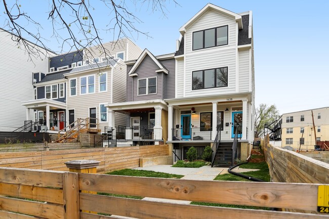 1638 Trinidad Ave NE