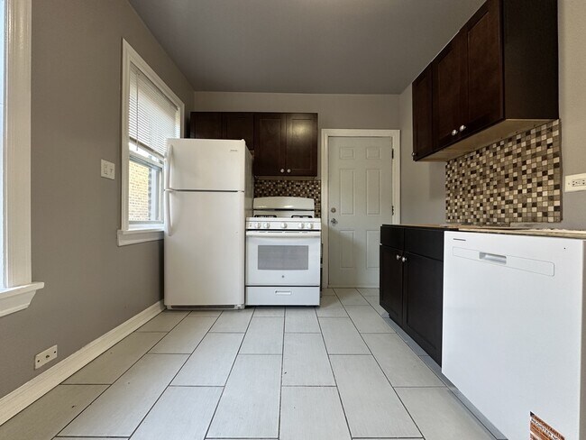 Photo - 4055 W Melrose St Unidad 3