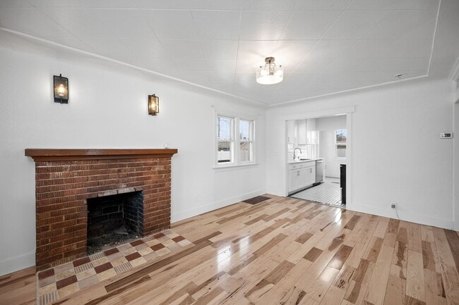 Photo - 2618 N Ash St