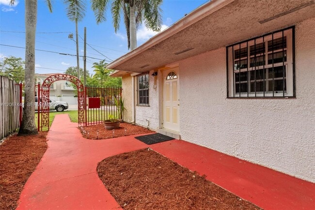 3147 McDonald St Unidad 2