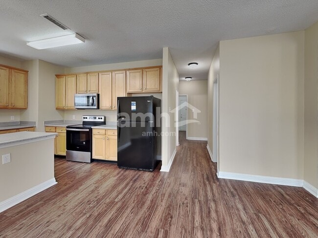 Photo - 12587 Majestic Way