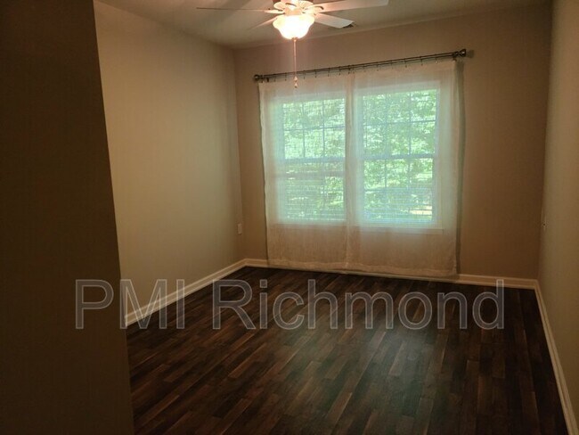Photo - 1030 Westwood Village Way Unit 102