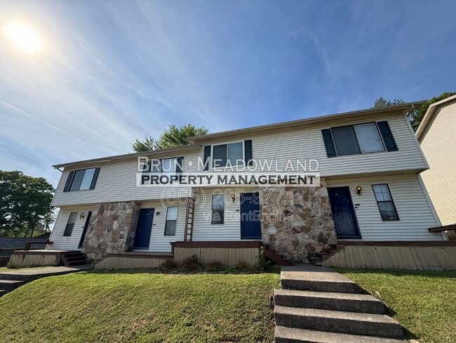 Building Photo - 10417 Victoria Dr Unit #C