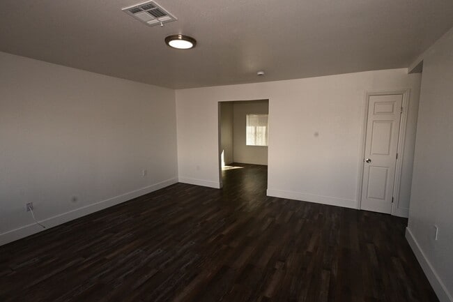 Photo - 1007 I St Unit 1