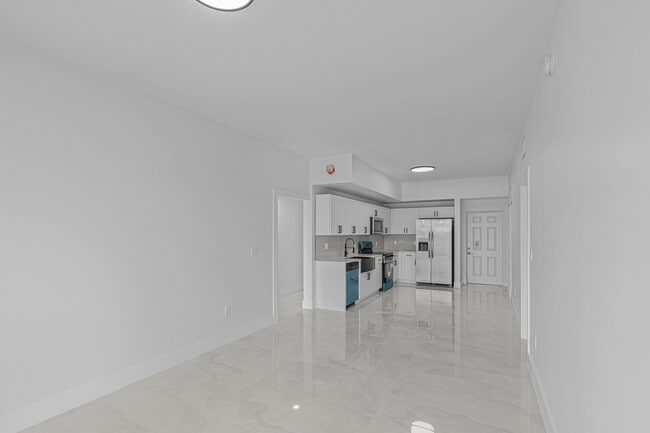 Photo - 16925 SW 100th Ave Unit B1