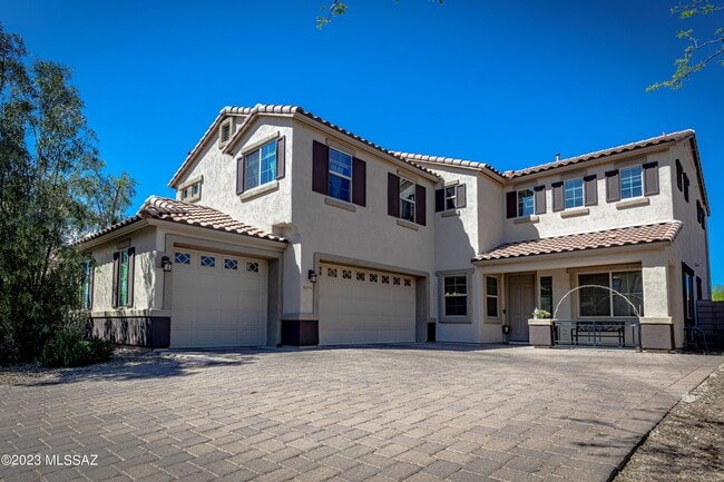 Building Photo - 8479 N Gaetano Loop