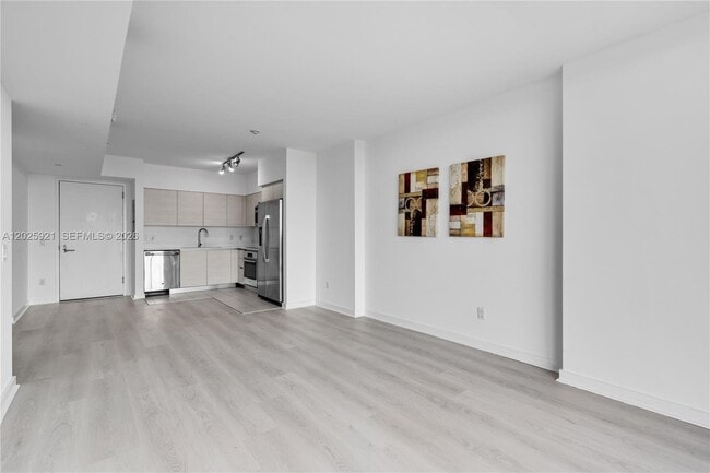 Photo - 4250 Biscayne Blvd