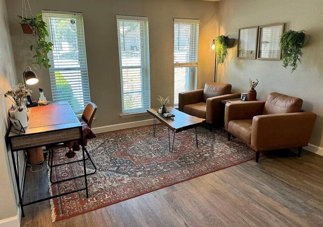 Photo - 7309 Broken Arrow Ln