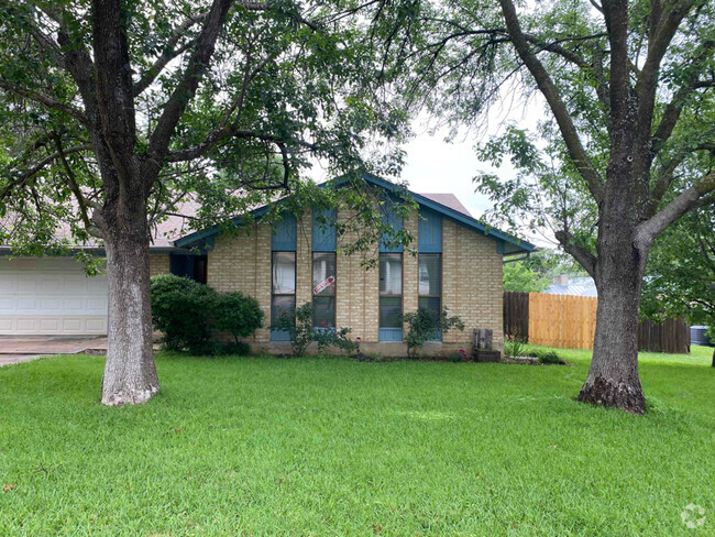 Building Photo - 209 Loesch Dr Rental
