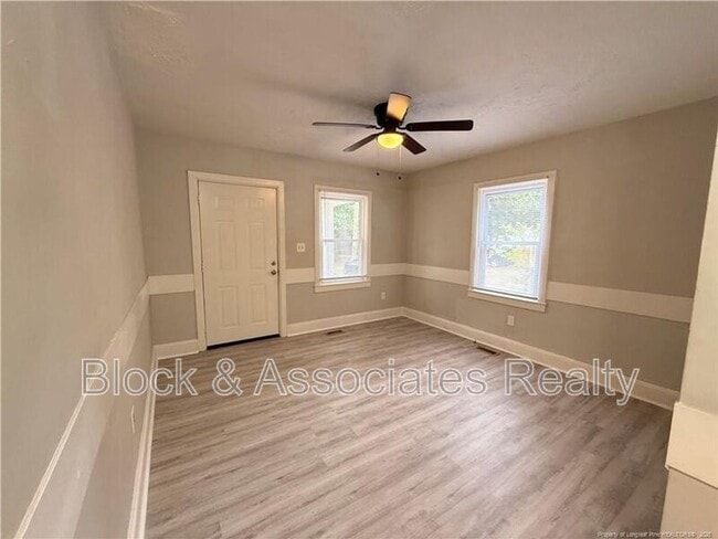 Photo - 1106 Clark St Unit A