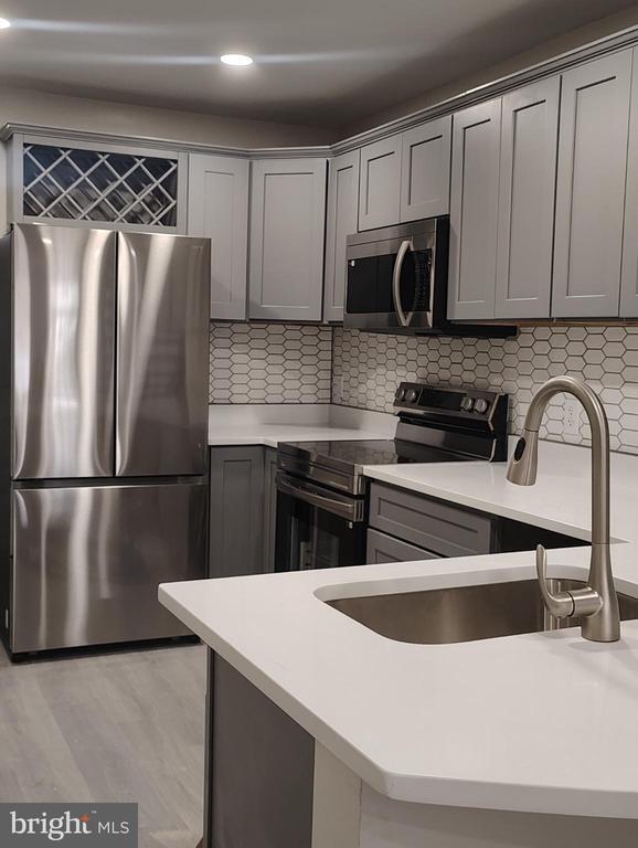 Photo - 305 N Payson St