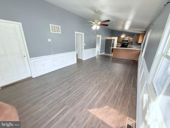 Photo - 733 N Lenola Rd