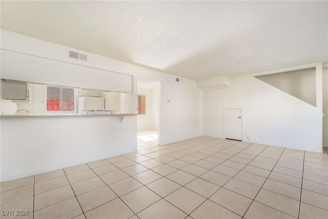 Photo - 233 N 18th St