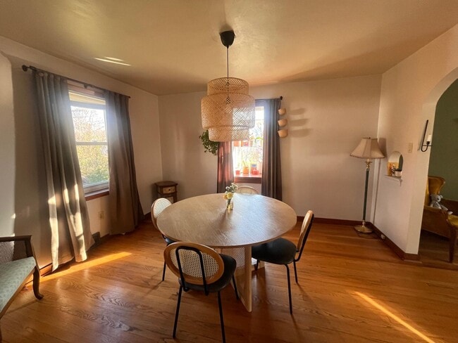 Photo - 128 Murrayhill Ave