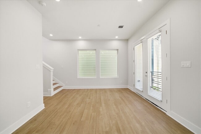 Photo - 1398 Cedar Post Ln