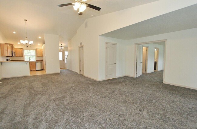Photo - Spacious Craftsman Style Home