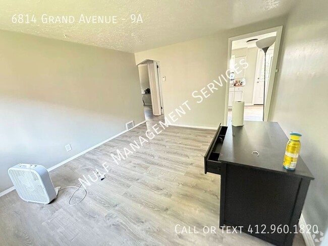 Building Photo - 2 Bed, 1 Bath Unit 9A Rental