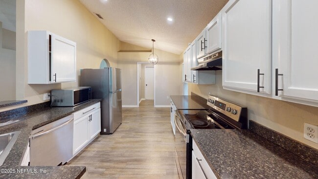Photo - 7332 Gum Tree Rd