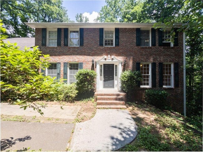 Building Photo - 965 Millbrook Ct