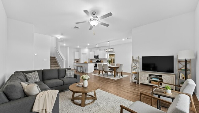 Photo - 129 Escondido Cir