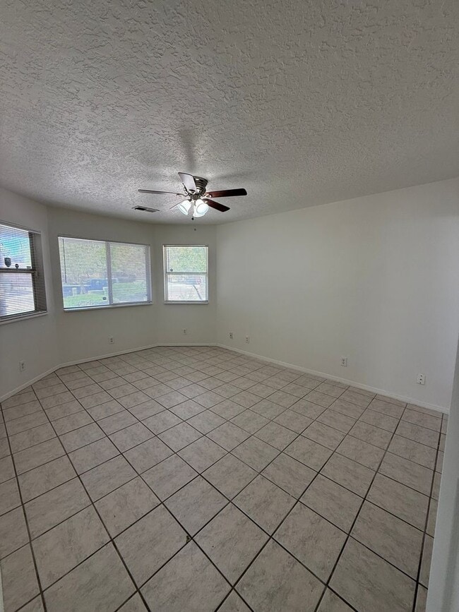 Photo - 629 Santa Fe Meadows Dr NE