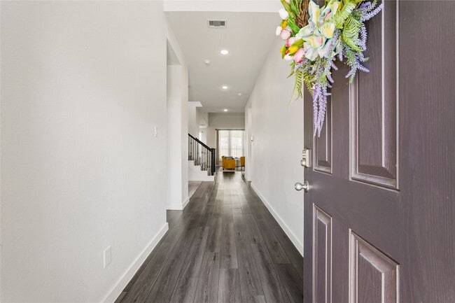 Photo - 15647 Roscobie Park Dr