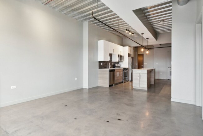 Photo - 1213 N Honore St Unit 6