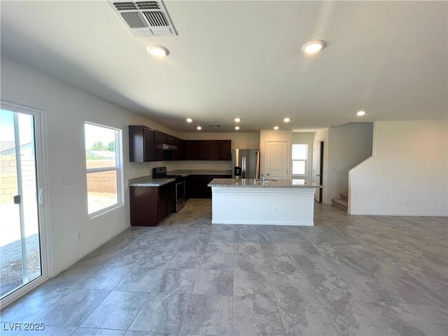 Building Photo - 8694 Glen Echo Ave