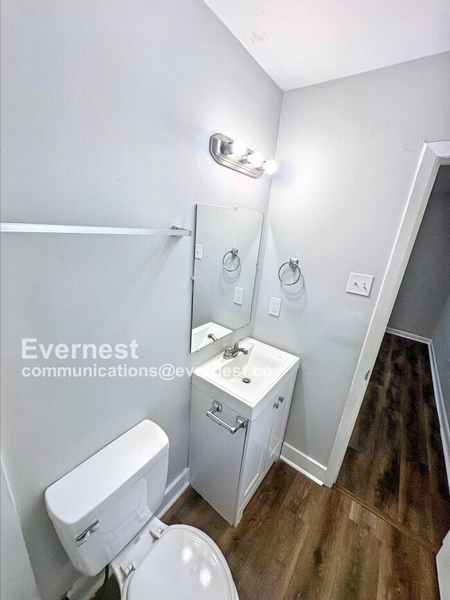 Photo - 8277 Redwood Dr