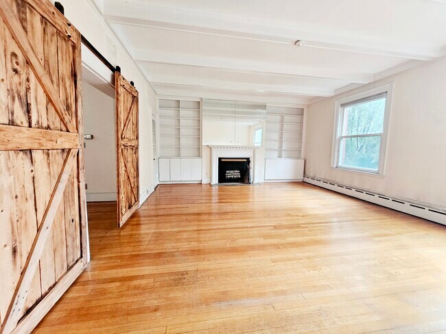 Photo - 1712 Beacon St Unit 11