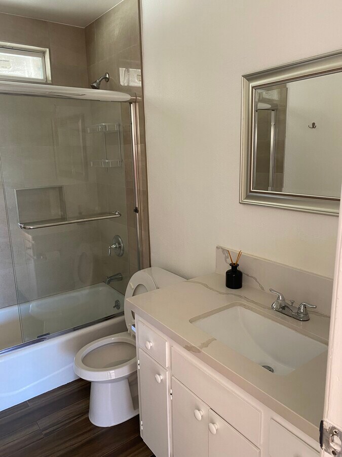 Bathroom - 88 N Bonnie Ave Unit 3