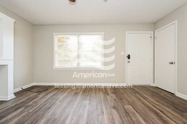 Photo - 4902 Gardiner Dr