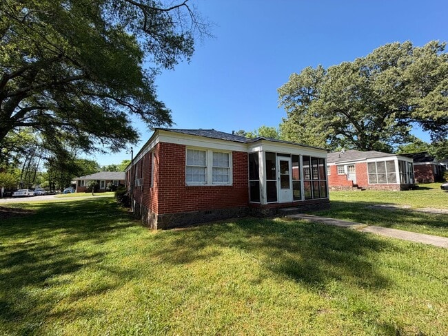 Photo - 419 N Elm St NW Unit 419 North Elm St.