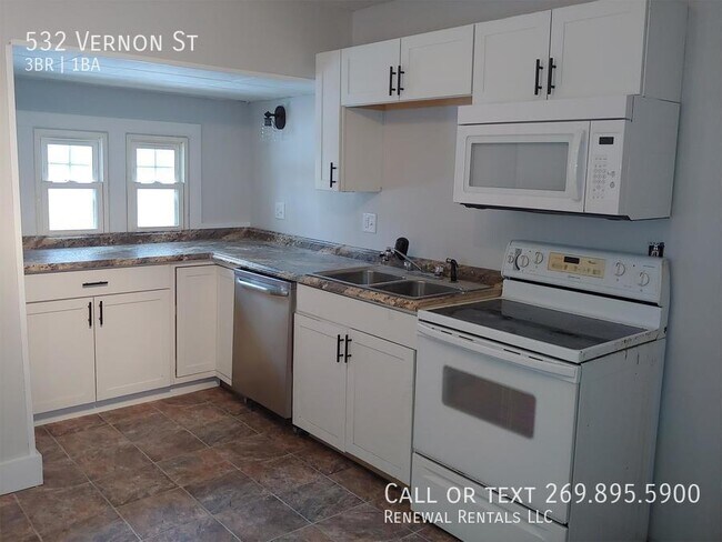 Photo - 532 Vernon St