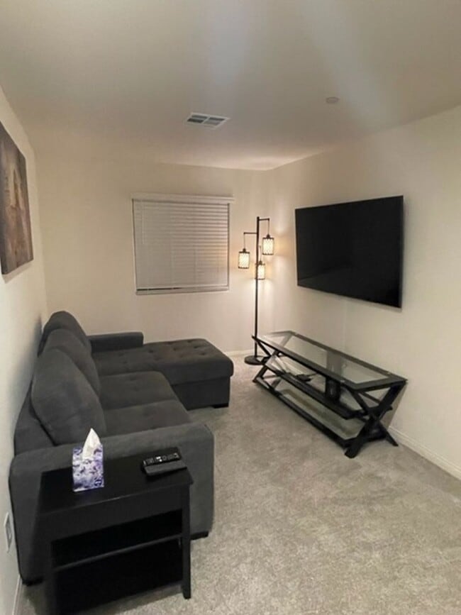 Photo - 7005 Magenta Moon St