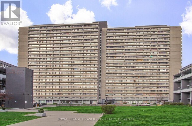 Photo - 10 Sunny Glenway Unit 909