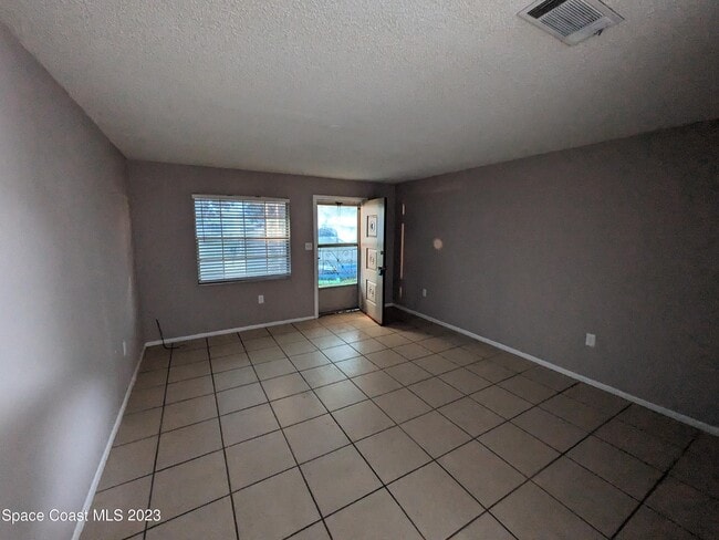 Photo - 759 Lunar Lake Cir