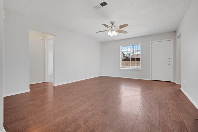 Photo - South Lubbock Living at its finest!