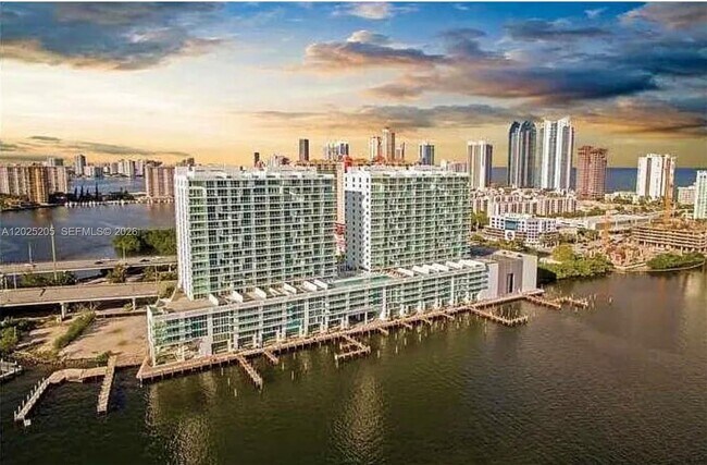 Building Photo - 400 Sunny Isles Blvd Unit 1404