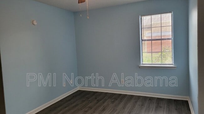 Photo - 1814 Glenn St SW Unit Apt 1