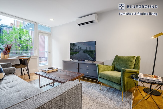 Photo - 334 Harvard St Unit FL2-ID143