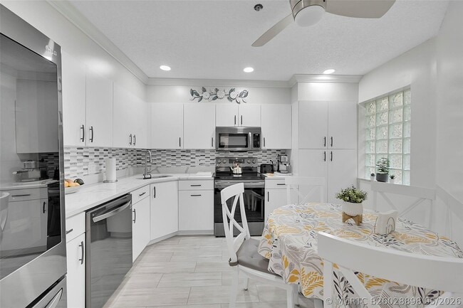 Building Photo - 5133 Brisata Cir Unit P