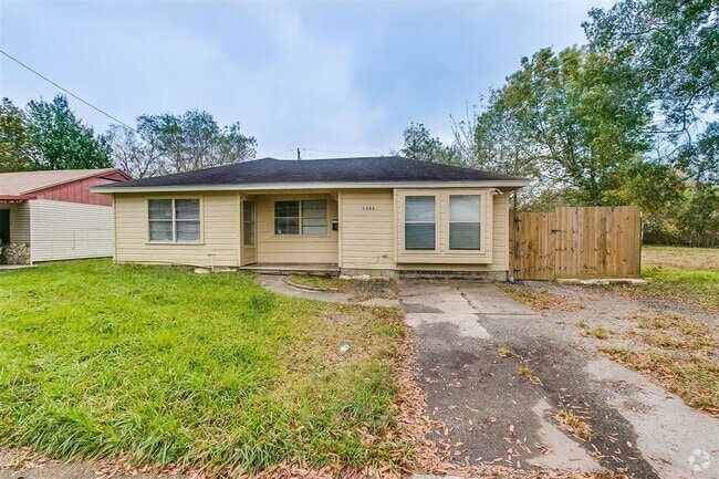 Building Photo - 2406 Pomona Dr Rental