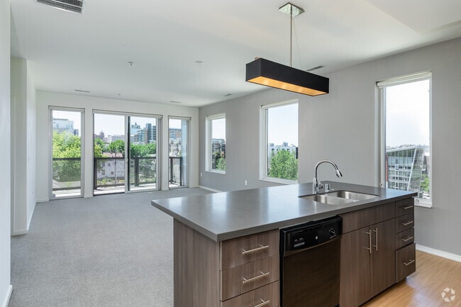 1BR, 1BA - 820SF - Avante Apartments