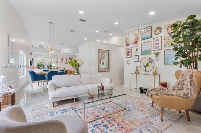 Photo - 1516 Zenith Way