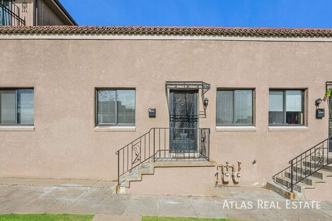 Building Photo - 1523 W 34th Ave