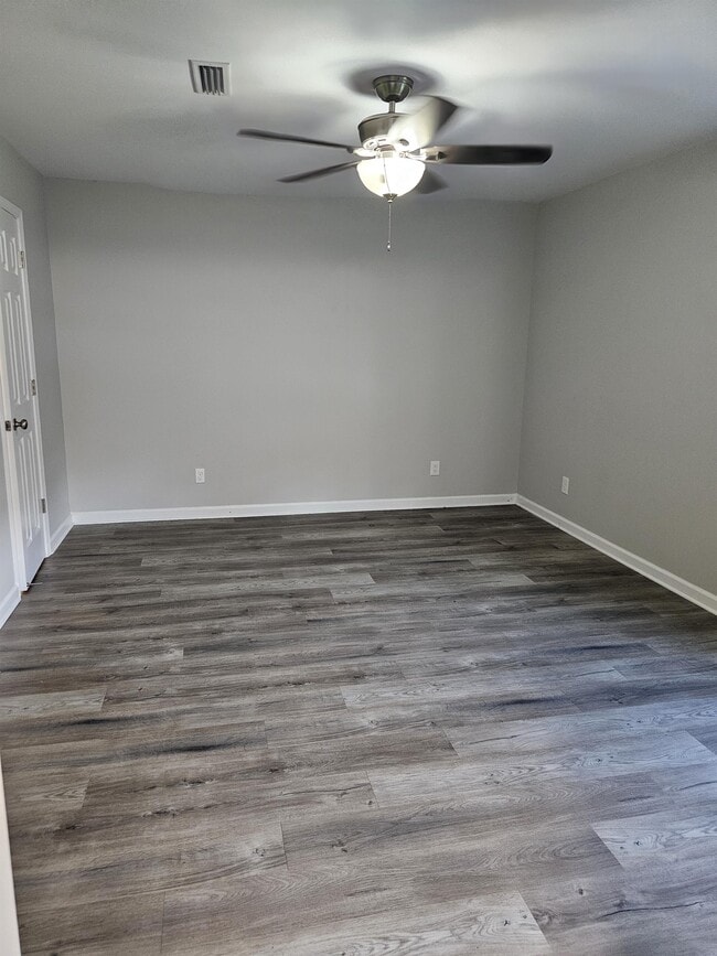 Photo - 1304 Clearmont Dr