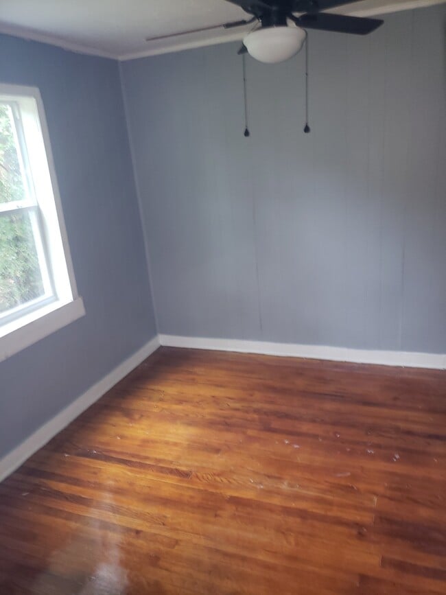 Photo - 2204 Sweet Briar Dr