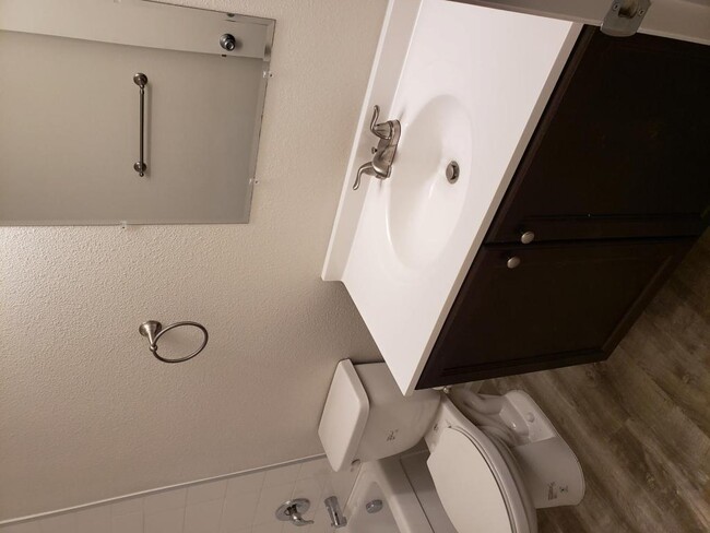 Photo - 123 Oregon Way